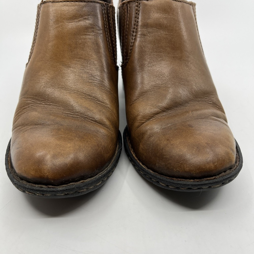 Born Women's Boot Size 8 Block Heel Brown Leather Slip On Western - Picture 2 of 16